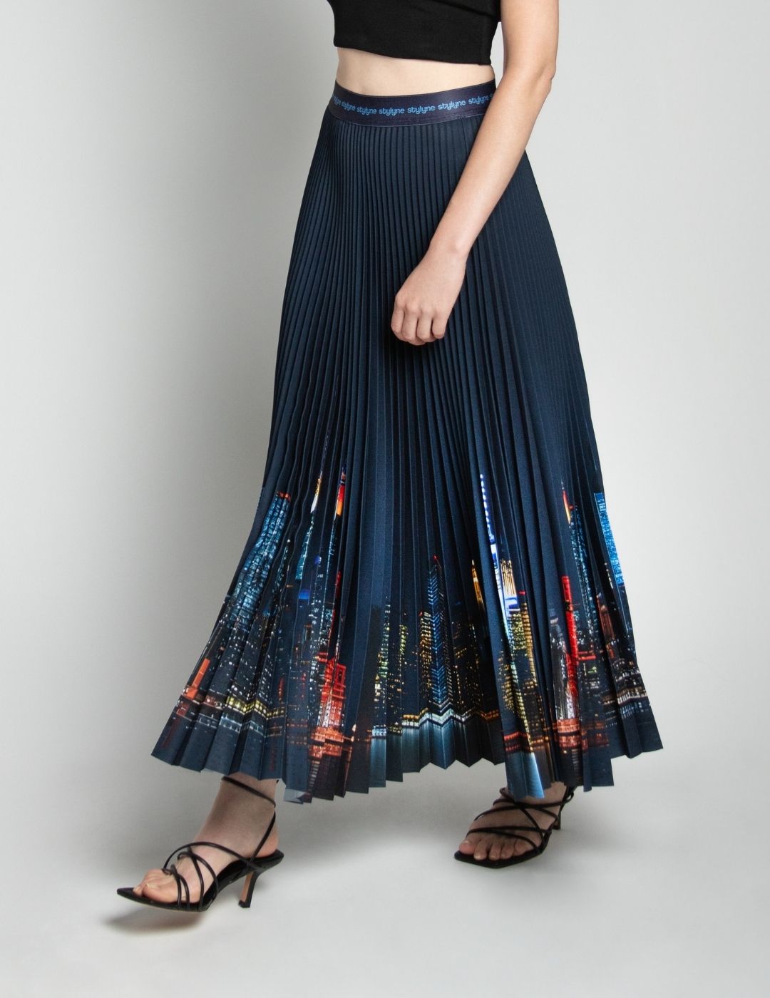 NY Skyline Long Pleated Skirt