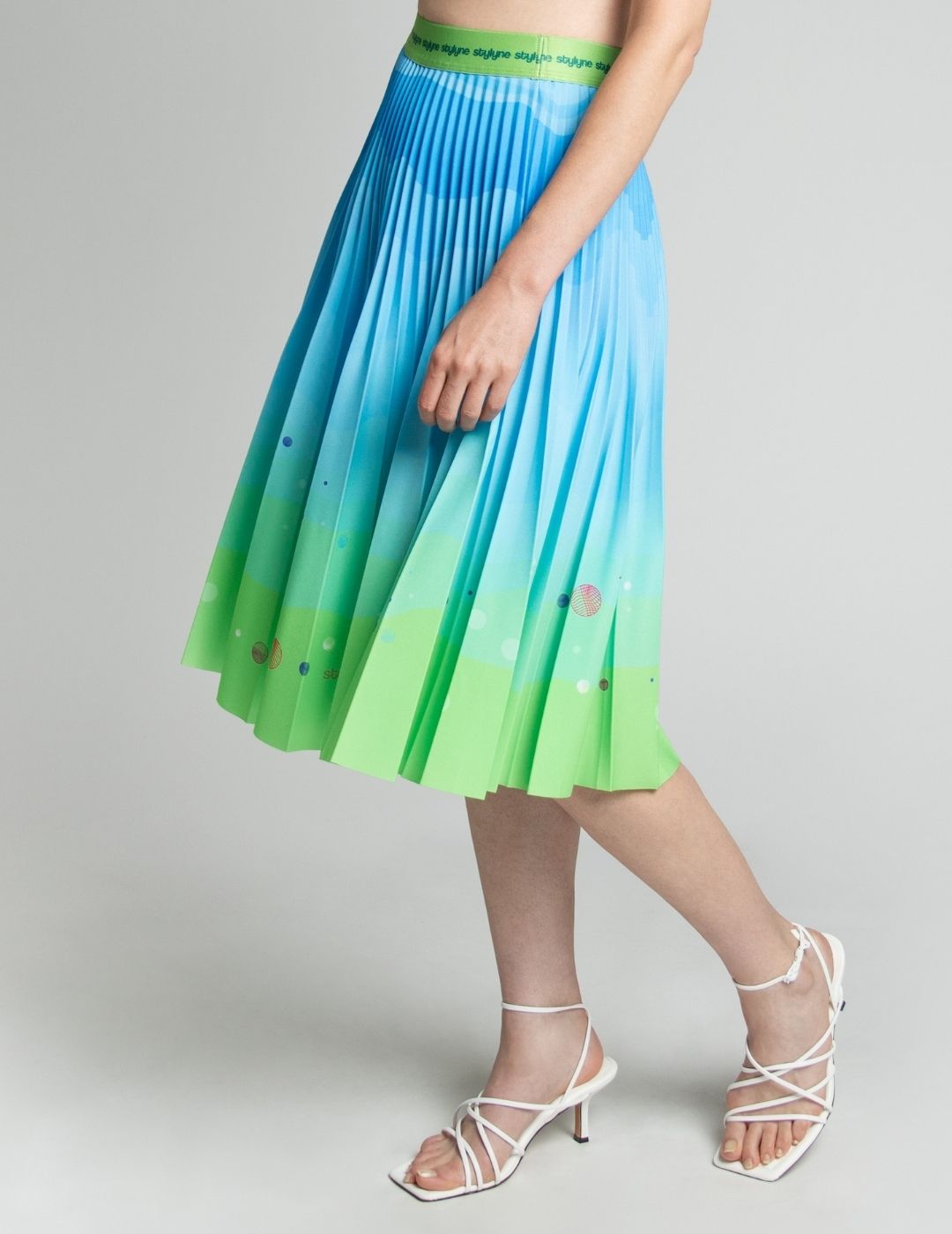 Maya Bay Medium Pleated Skirt