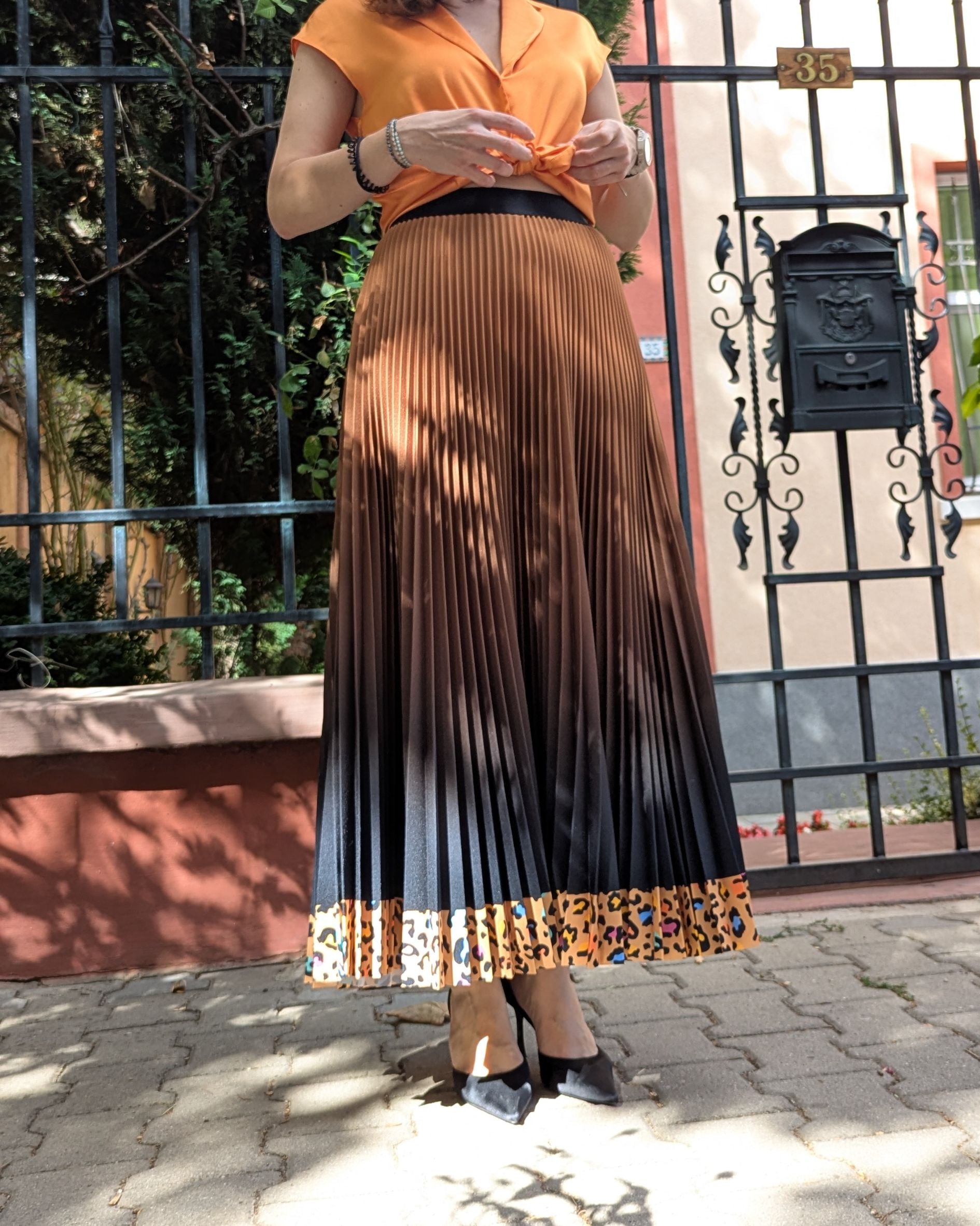 Beige Leopard Long Pleated Skirt