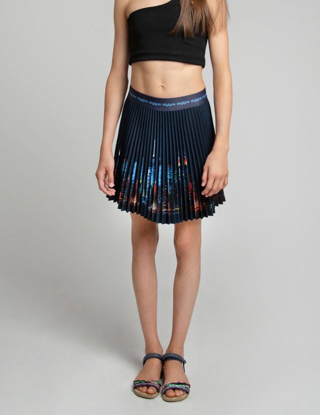 NY Skyline Children's Short Pleated Skirt