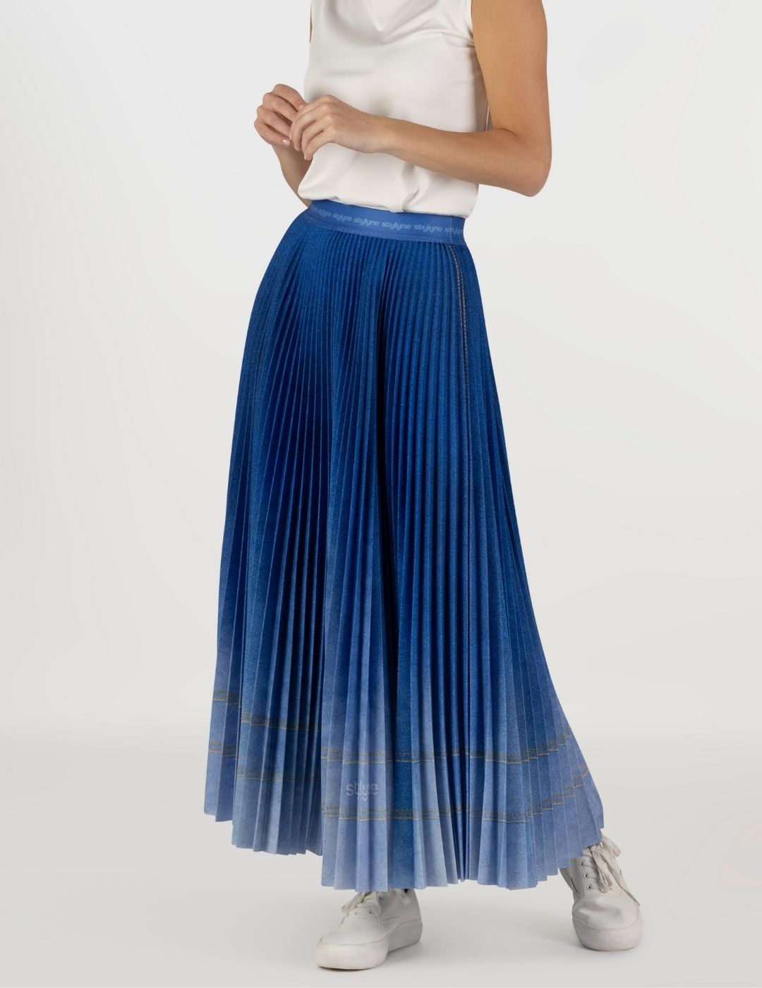 Denim Wannabe Long Pleated Skirt