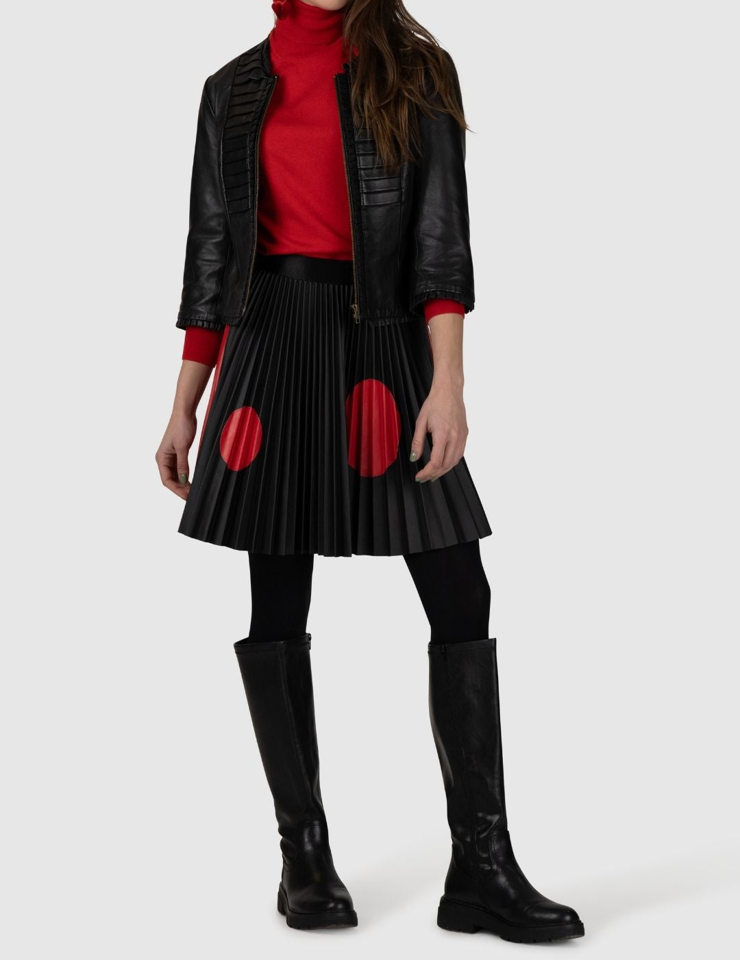 Къса плисирана пола от еко кожа "Калинка"