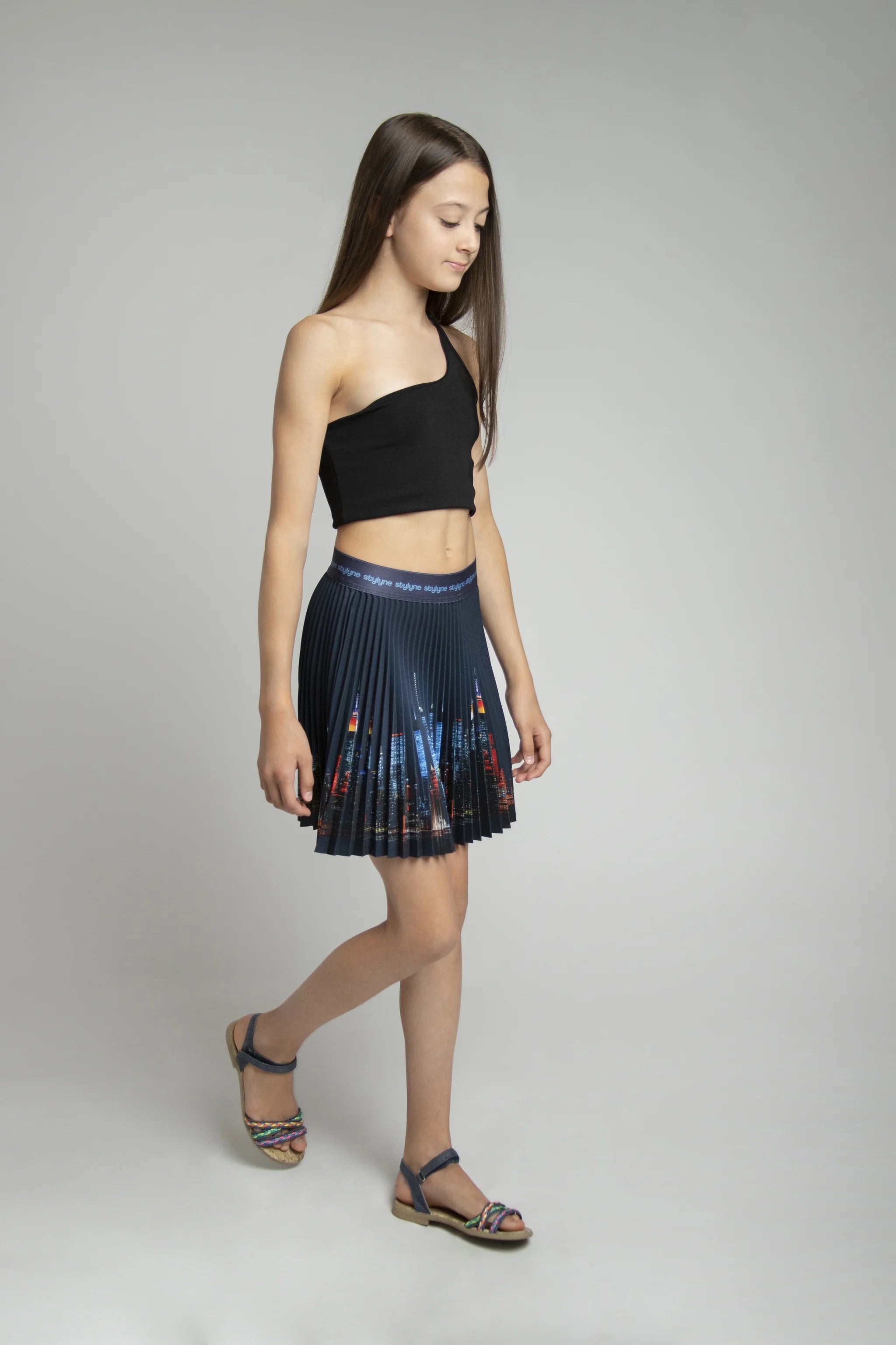 NY Skyline Children's Short Pleated Skirt